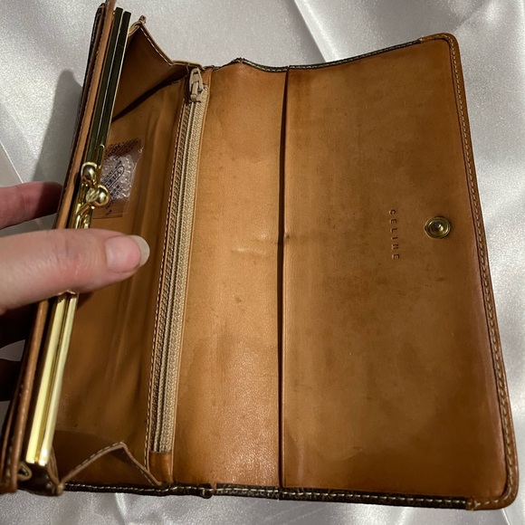 Celine - RARE!! Kisslock Macadam Brown Long Wallet - Picture 10 of 15